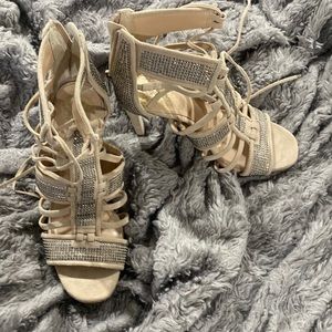 New Never Worn  Vince Camuto suede and crystal sandals! Size 6!